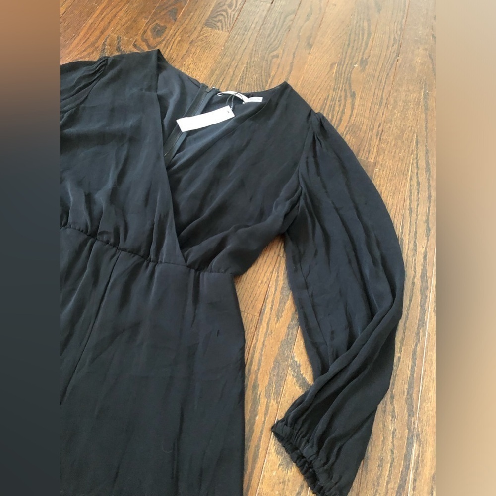 Alice + Olivia Women’s 14 Black Sinclair V-Neck Long-Sleeved Romper - NWT! - Picture 6 of 16